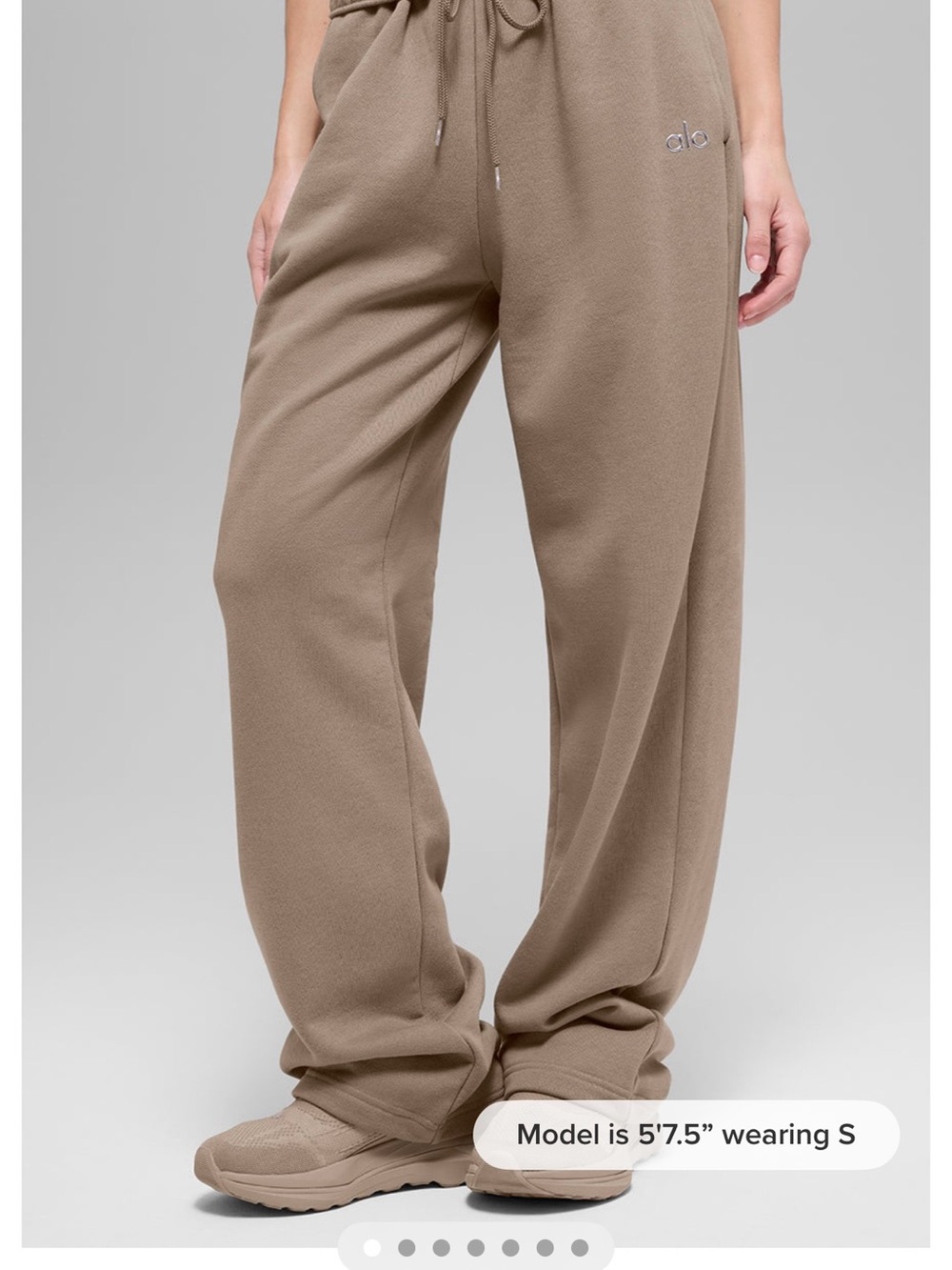 ALO Yoga Women's Accolade Straight Leg Sweatpants in Gravel (Authentic)